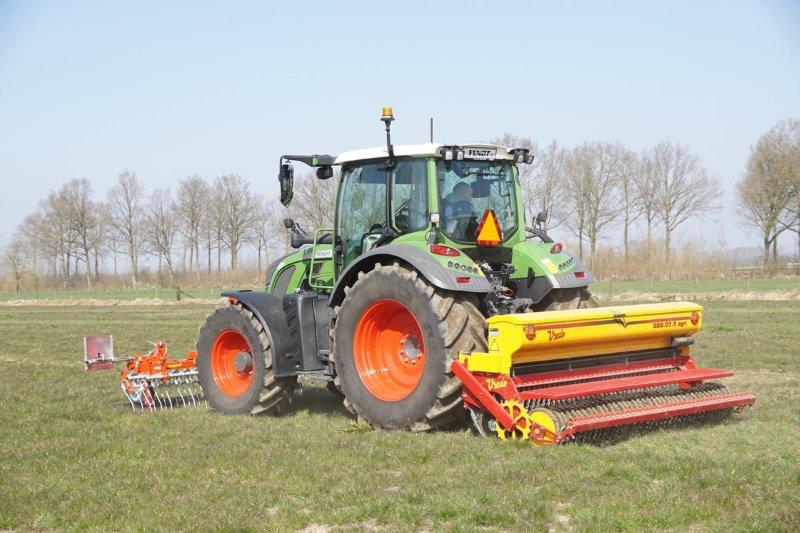 thumbnail_Vredo DZ229.075 Agri Packer met Evers GPG-300 (8)